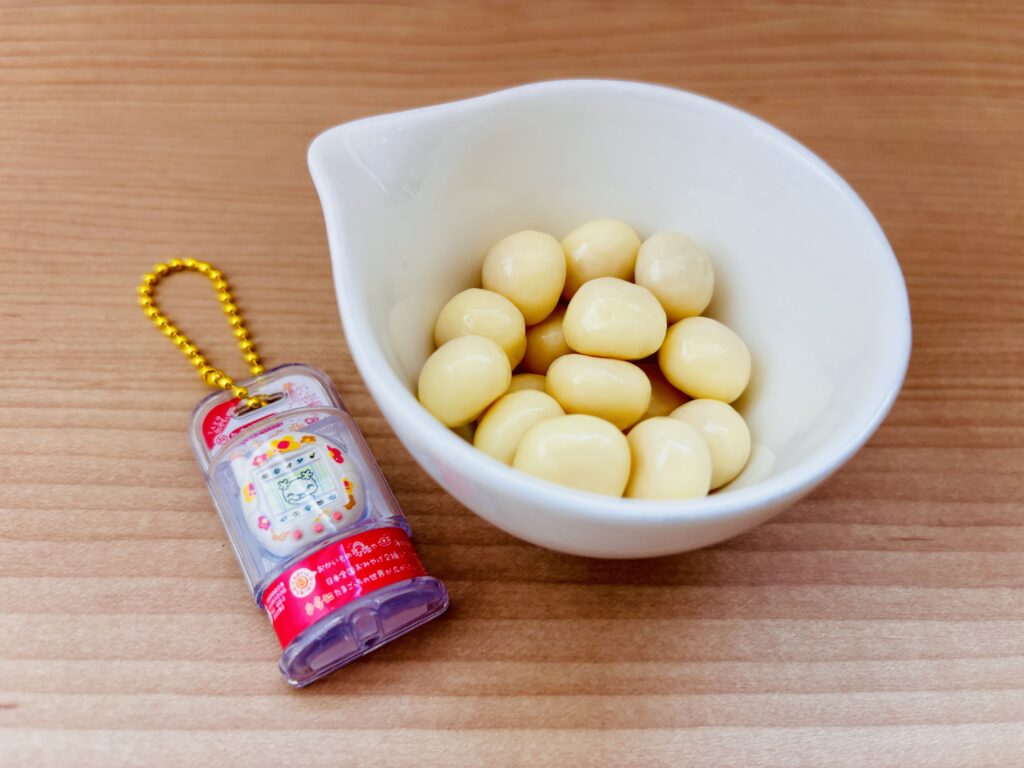 たまごっち おかしなたまごボーロっち パッケージチャームつき3