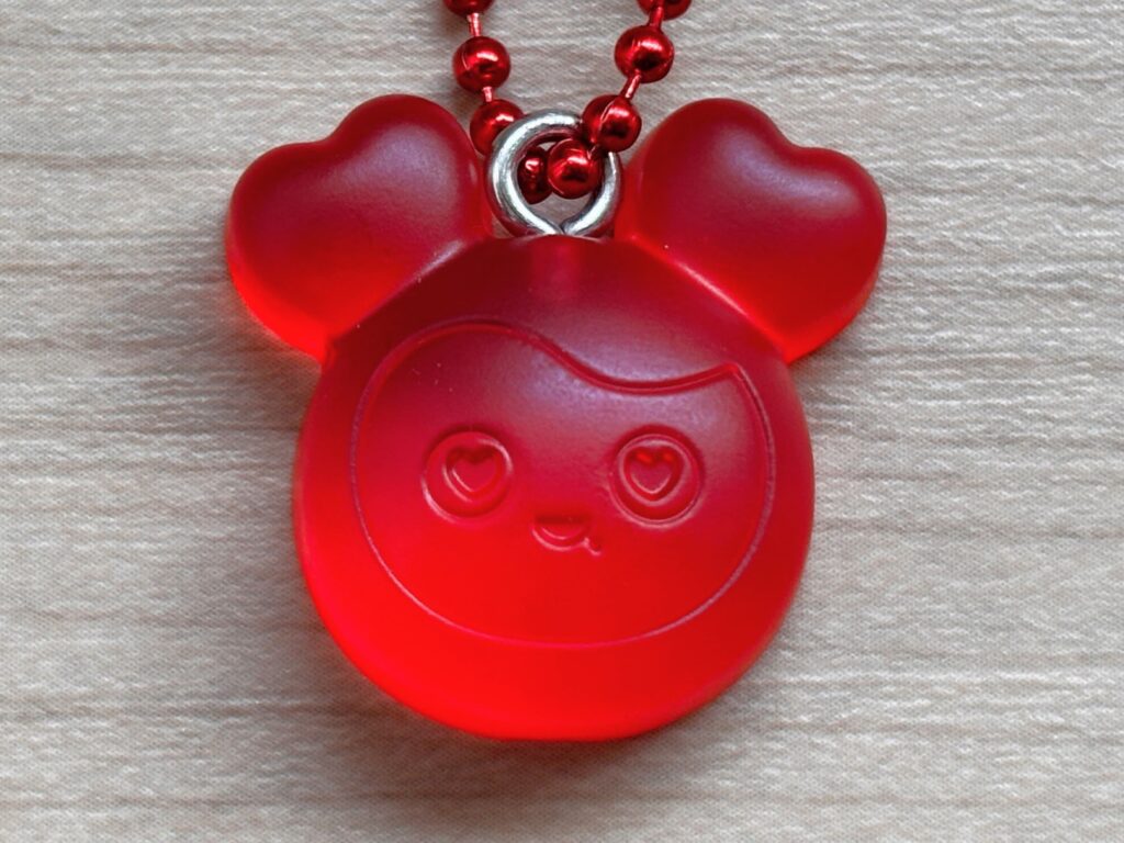 TWICE LOVELYS グミ＆チャーム ポーチつき